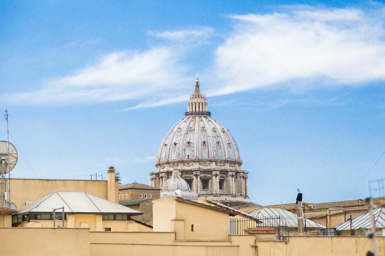 Royal Vatican Рим Екстериор снимка